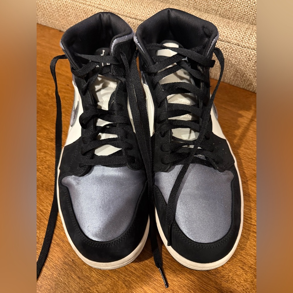 Air Jordan 1 Mid Black Metallic Silver • Men’s Size 12 • Retro Sneakers